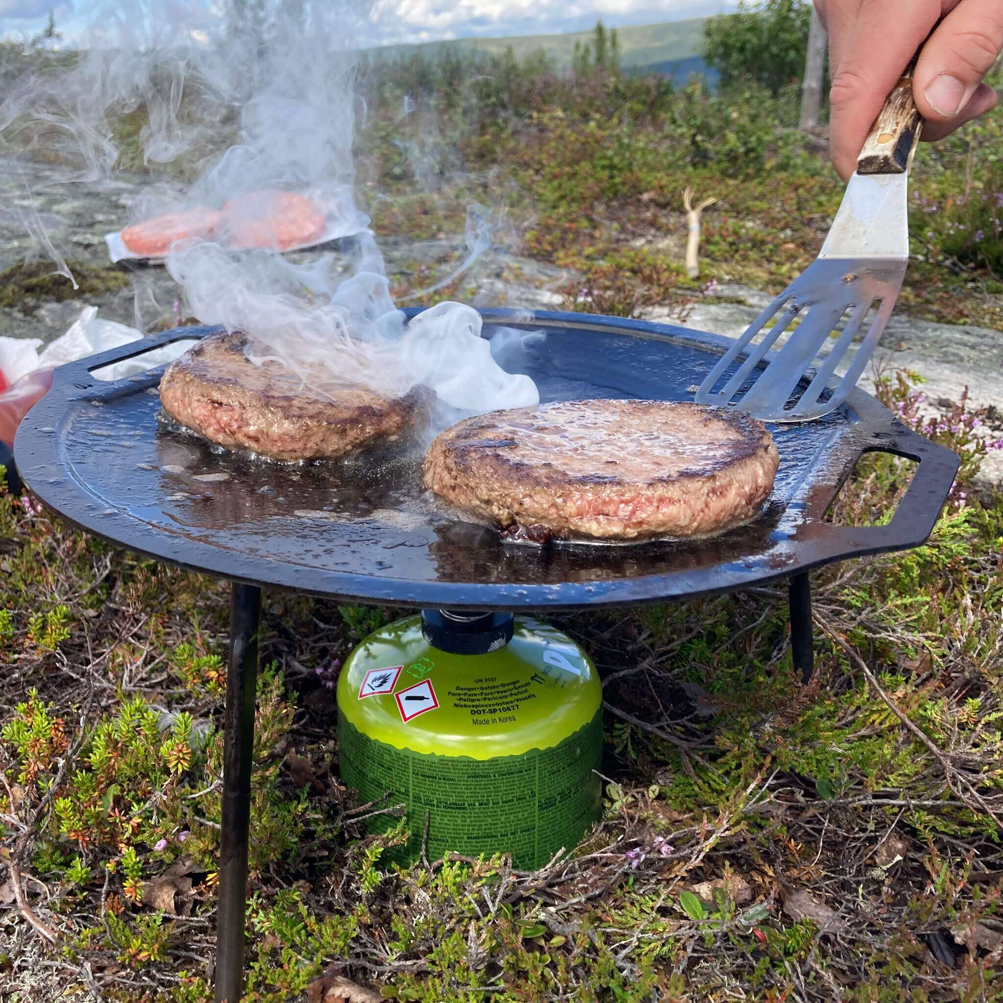 Stekhäll med ben och förvaringspåse